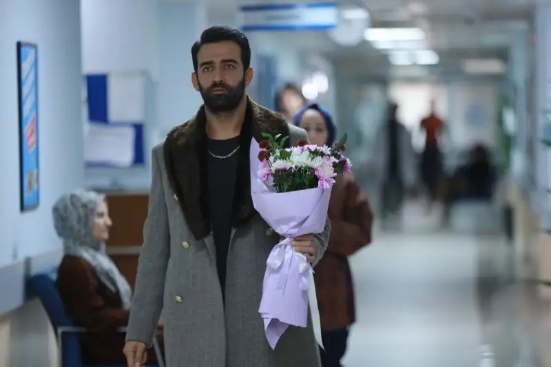 Далекий город 8 серия 1 сезон