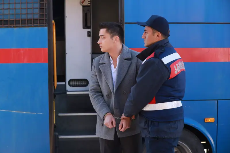 Далекий город 10 серия 1 сезон